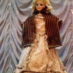 Выставка антикварных кукол - "Дорогами снежных лун"