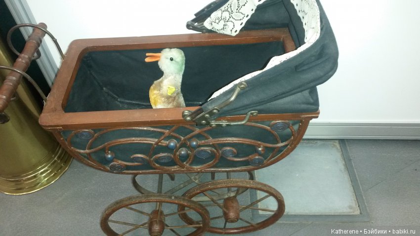 Посмотрим кукол на Тишинке