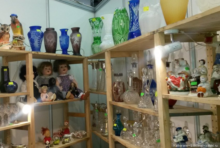 Посмотрим кукол на Тишинке