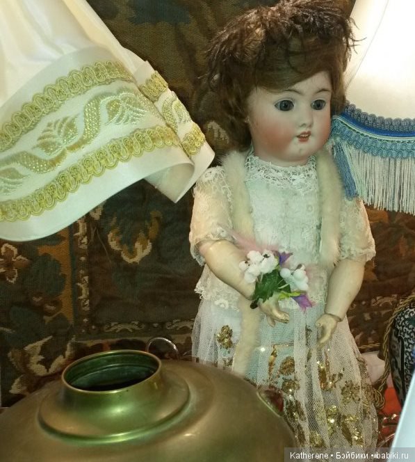 Посмотрим кукол на Тишинке