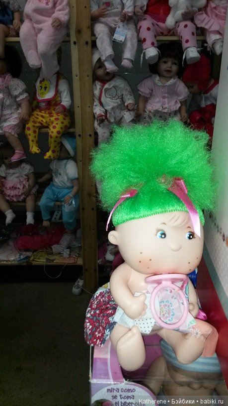 Современные куклы на выставке - Новый Арбат