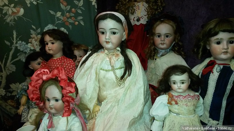 Куклы с художественного проекта "Блошиный рынок" на Тишинке