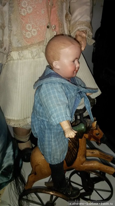 Куклы с художественного проекта "Блошиный рынок" на Тишинке