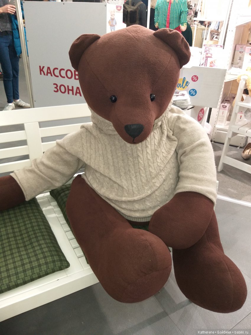 Выставка на Тишинке. Апрель 2019. Часть 1