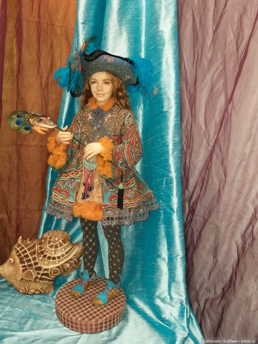 Выставка на Тишинке. Апрель 2019. Часть 1