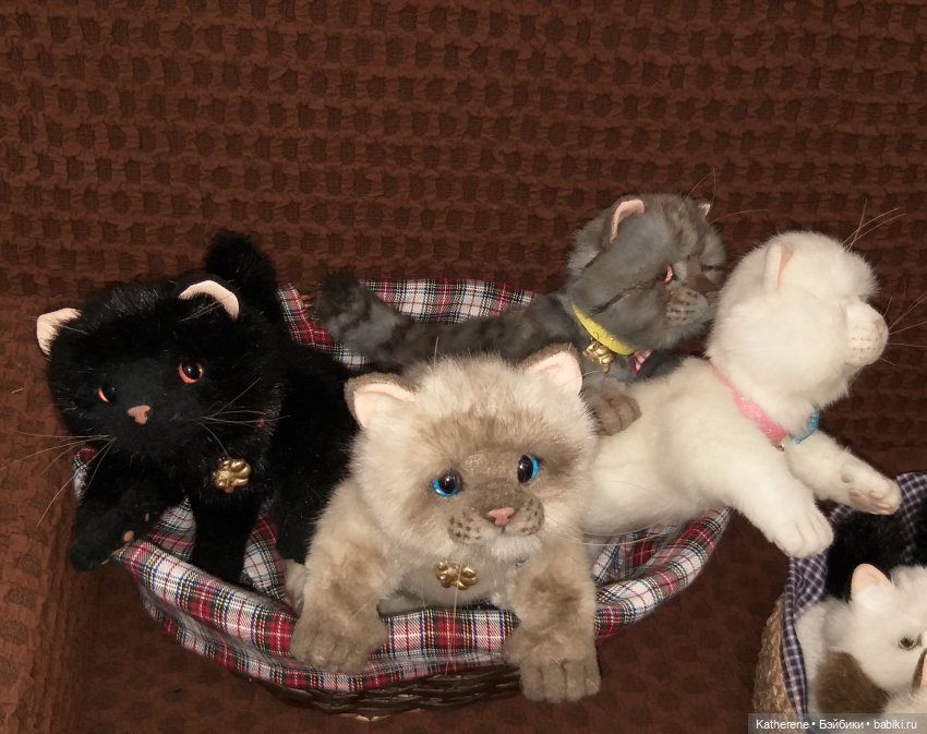 Чарская елка. Ч. 6. Зверушки и домашние животные