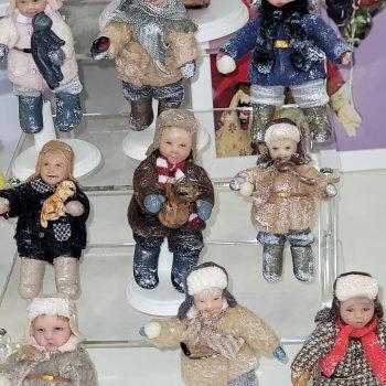 Небольшие куколки и обзорные фото с выставки