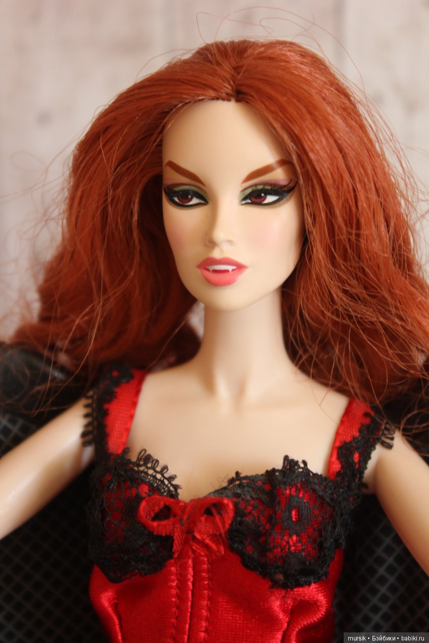 Жизнь вампирского семейства. Истории в парах