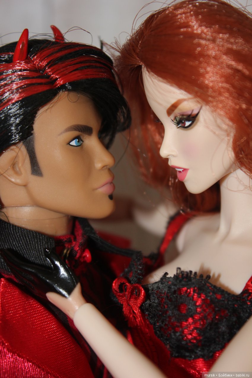 Жизнь вампирского семейства. Истории в парах