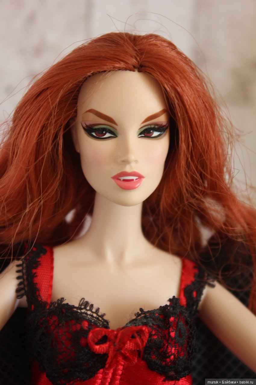 Жизнь вампирского семейства. Истории в парах