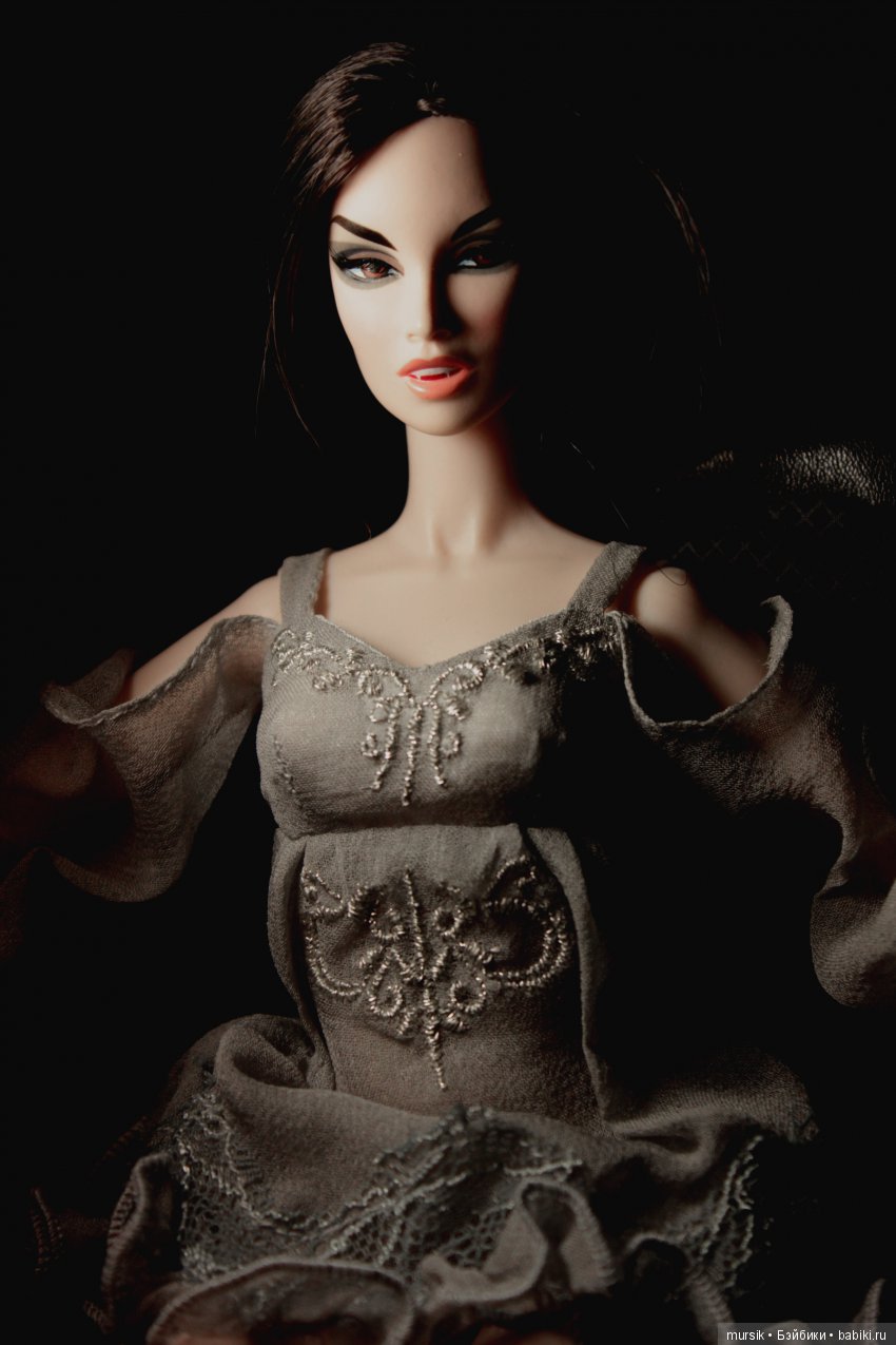 Жизнь вампирского семейства. Истории в парах (фото 6)