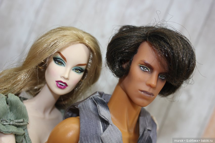 Жизнь вампирского семейства. Истории в парах