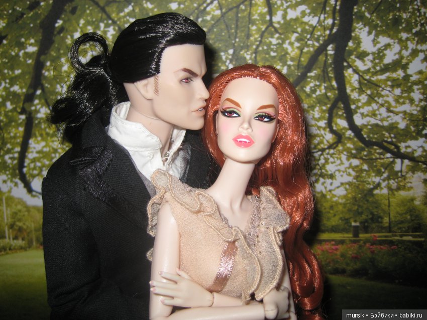 Жизнь вампирского семейства. Истории в парах