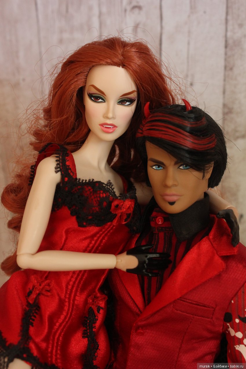 Жизнь вампирского семейства. Истории в парах