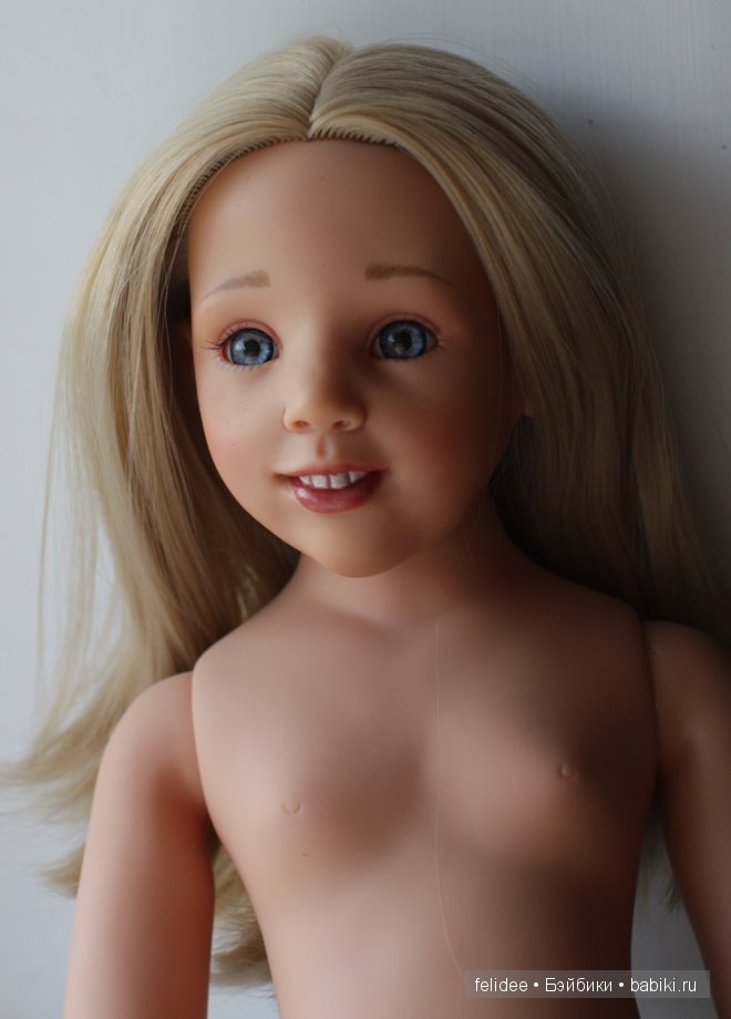 Аннушка с зубками, игровая шарнирная куколка Gotz