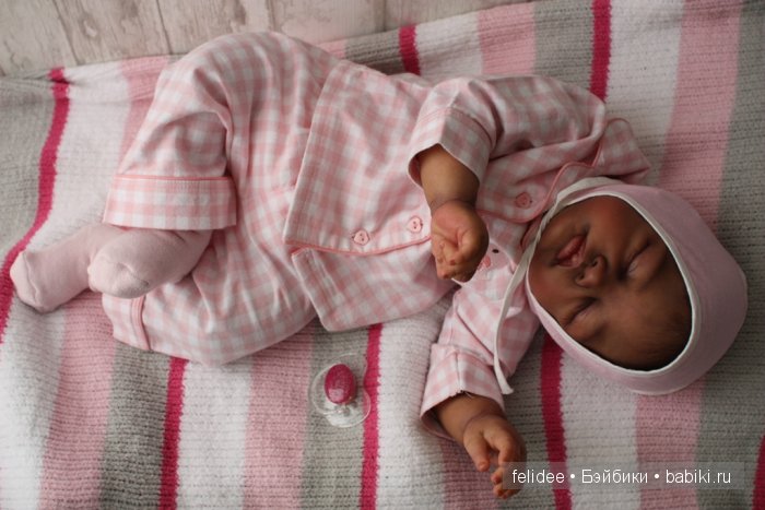 Мулаточка реборн Сиян, мы еще немного пофотографировались