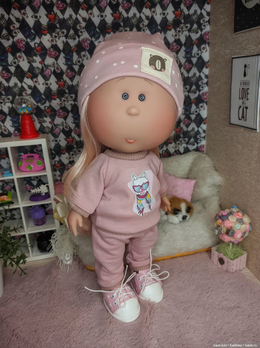 Булочная. Часть 1 — Куклы Nines d'Onil (Нинес): Миа (Mia) (фото 8)