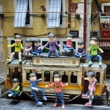 Берегите трамвай