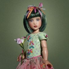 Аутфит, аксессуары, сертификат и коробка для куклы Оливия Примавера Грин от Хелен Киш