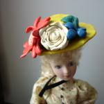 Солнечная шляпа из пластилина:)