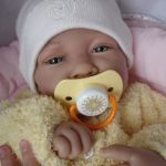 Новые одежки для куколки