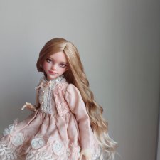 Парик из козочки для девочек Лосевой, Добряковой и им подобным.