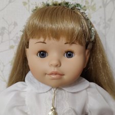 Мария (Soy Tu) Paola Reina, Первого причастия.