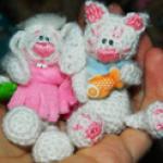 С чего я начинала. Игрушки вязанные крючком, зайки