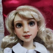 Продам обаятельную куколку Франсину.