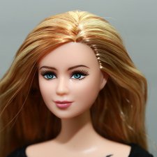 Barbie Collector Divergent Tris