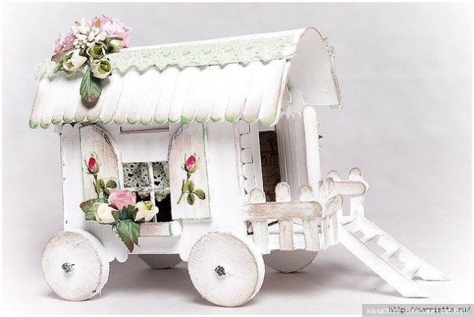 Интересная идея — Кукольная мебель своими руками: МК (фото 2)