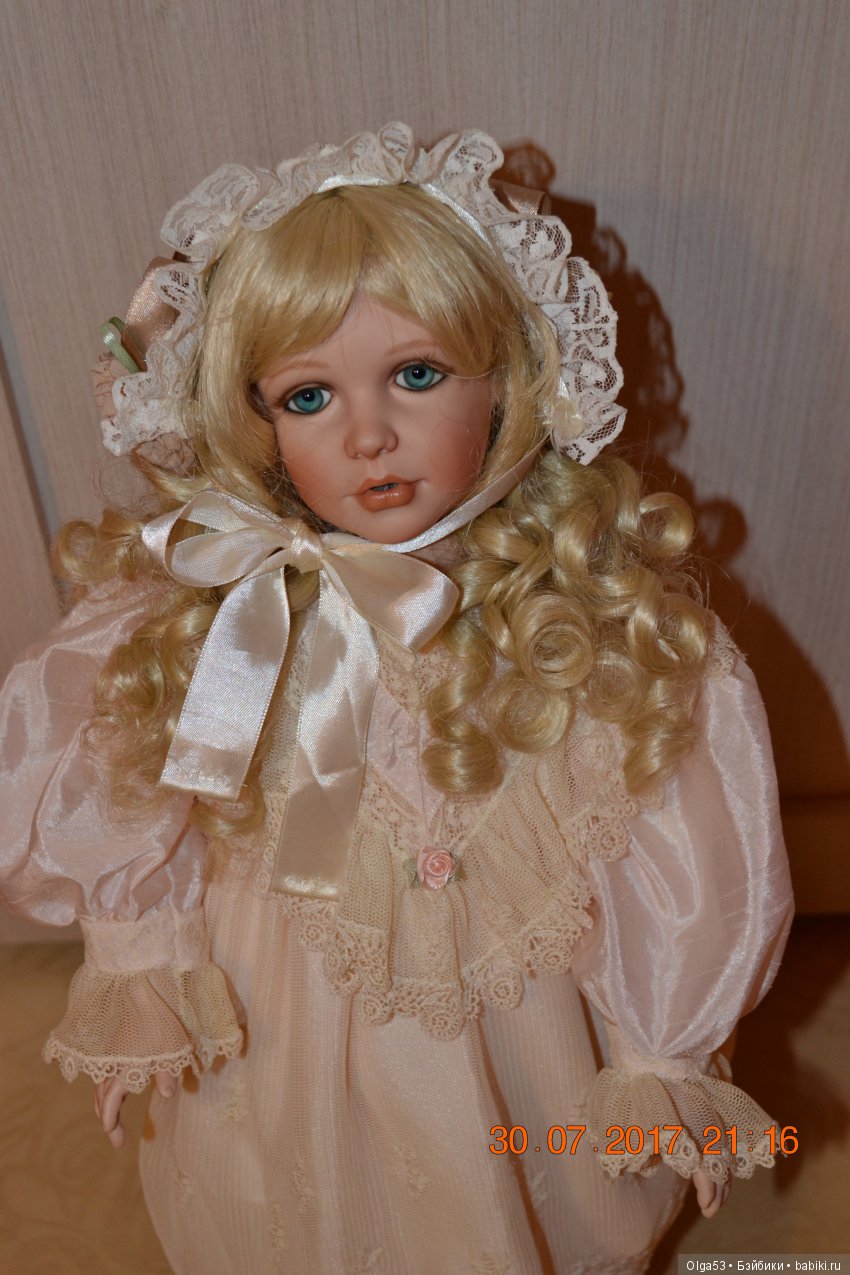 Нежная Kallie по молду Jane Zidjunas