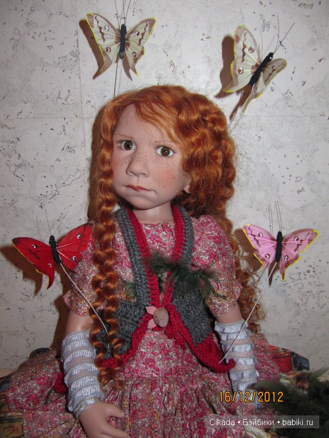 Забавный привет из 2013г. Коллекционная кукла (фото 5)