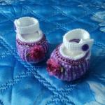 Пинетки на будущего малыша. Вязание на кукол 36-40 см.