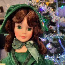 Скарлетт - изумрудик в моей коллекции