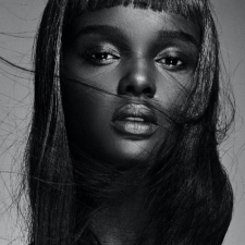 Даки Тот (Duckie Thot) темнокожая девушка с внешностью Барби ,участница дефиле Victoria’s Secret. 18 фото