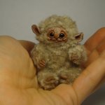 Кто-то из породы домовых. Авторская игрушка Ольги Чернухо