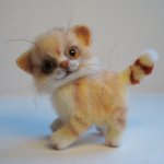 Усатый - полосатый. Авторская игрушка валянием из шерсти Ольги Чернухо