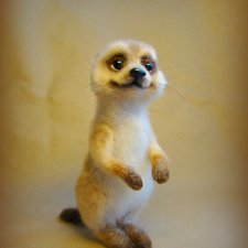 Сурикат. Авторская игрушка валянием из шерсти Ольги Чернухо