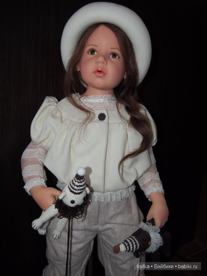 Милые девочки Fine 2006 г, Gila 2008 г, Lucille 2010 г, Saphira 2012 г, Vivian 2013 г - студийные куклы Хильдегард Гюнцель