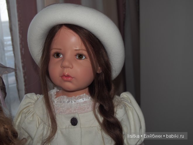 Милые девочки Fine 2006 г, Gila 2008 г, Lucille 2010 г, Saphira 2012 г, Vivian 2013 г - студийные куклы Хильдегард Гюнцель