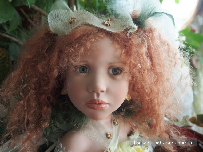 Настоящая история о феях из Коттингли. Лолалу (Lolalu), Карлина Акаулис (Carlina Acáulis), Вероника Персика (Veronica