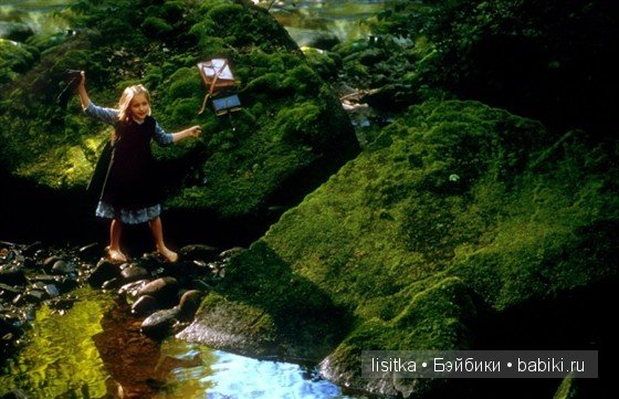 Настоящая история о феях из Коттингли. Лолалу (Lolalu), Карлина Акаулис (Carlina Acáulis), Вероника Персика (Veronica