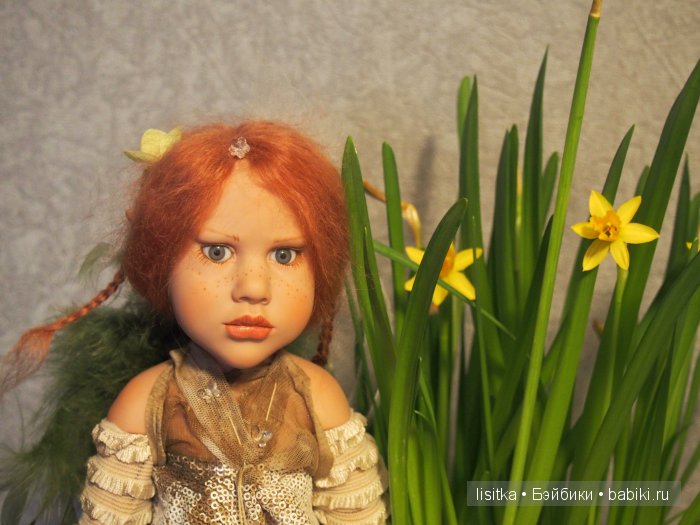 Прекрасные барышни и весенние цветы