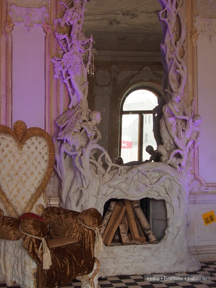 ВЫСТАВКА-ИЛЛЮЗИЯ «АЛИСА В СТРАНЕ ЧУДЕС»