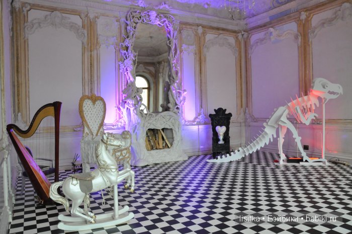 ВЫСТАВКА-ИЛЛЮЗИЯ «АЛИСА В СТРАНЕ ЧУДЕС»