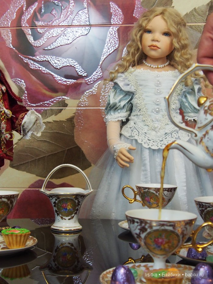 Веселое чаепитие Алисы и мистера Белого Кролика. Моя коллекция Алис. Алиса от Софии и Генри Заверушински. Авторская кукла