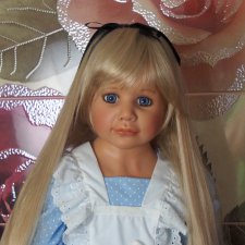 Алиса  Моники Петер-Ляхт из моей коллекции. Masterpiecedolls. Monika Peter-Leicht Alice 2010