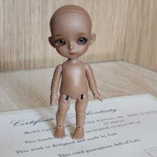 Lati White - T. Haru