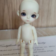 Lati White - T. Haru